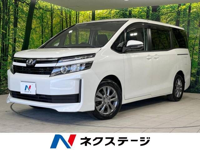 TOYOTA VOXY 2015