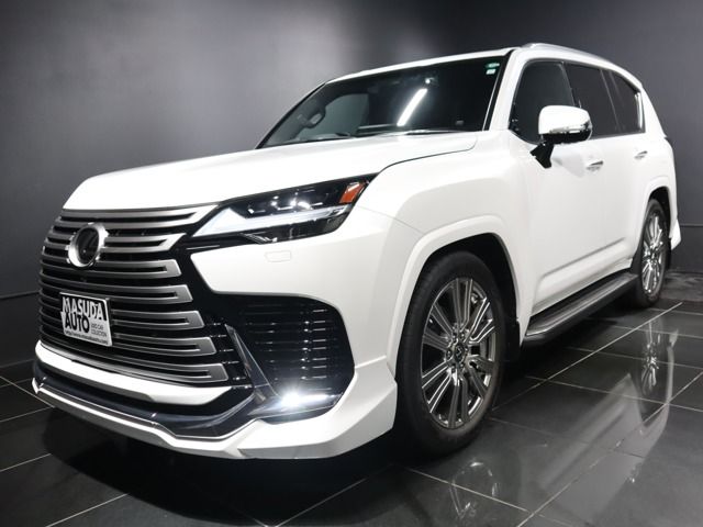 TOYOTA LEXUS LX600 2023