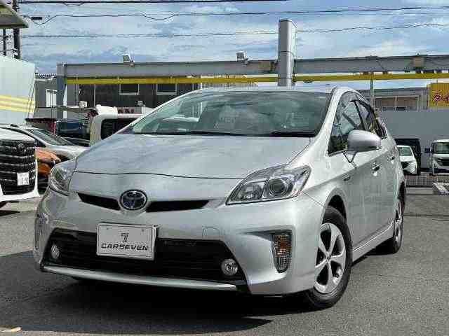 TOYOTA PRIUS 2013