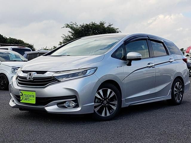 HONDA SHUTTLE HYBRID 2016