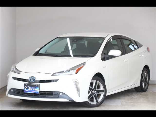 TOYOTA PRIUS 2019