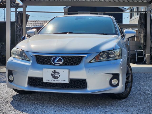 TOYOTA LEXUS CT200h 2011