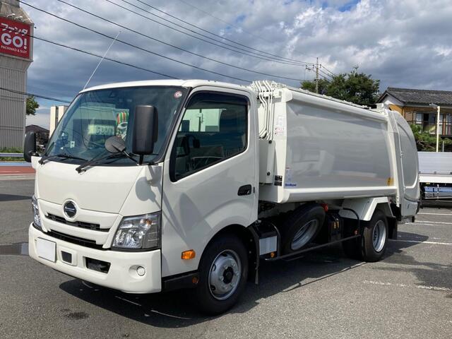 Hino DUTRO 2023