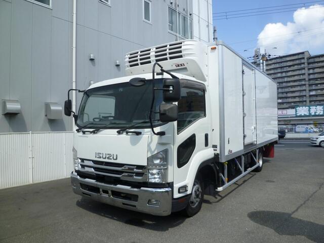 Isuzu FORWARD 2019