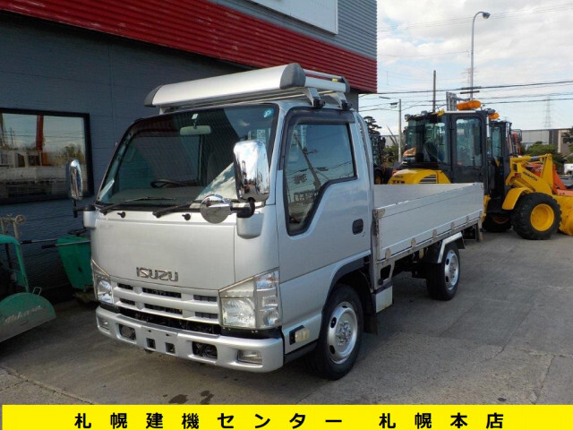 Isuzu ELF 2013