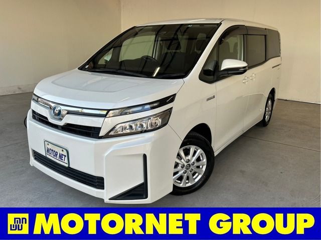 TOYOTA VOXY HYBRID 2019