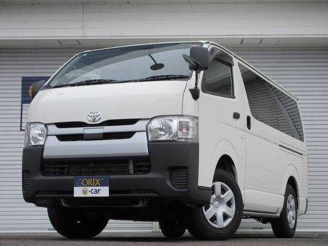 TOYOTA HIACE van 4WD 2018