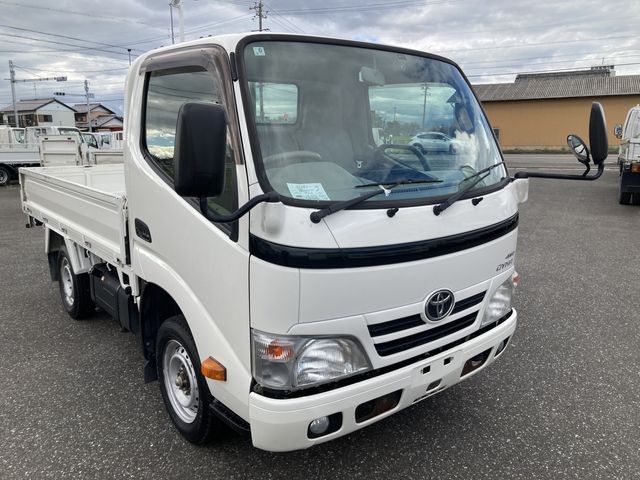 TOYOTA DYNA 2014