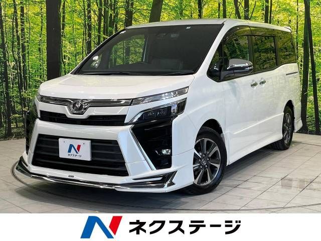 TOYOTA VOXY 2018