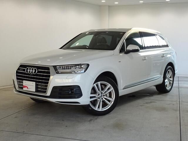 AUDI Q7 2020