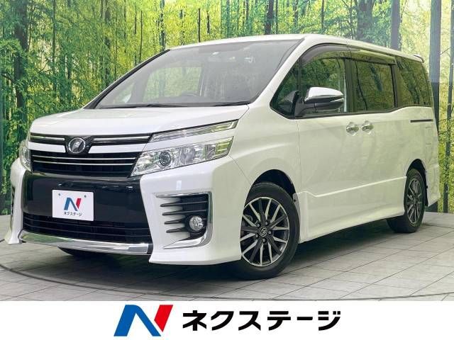 TOYOTA VOXY 2015