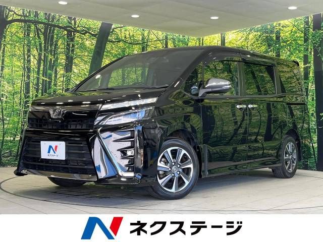 TOYOTA VOXY 2018