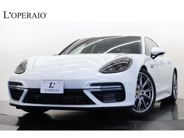 PORSCHE PANAMERA 2018