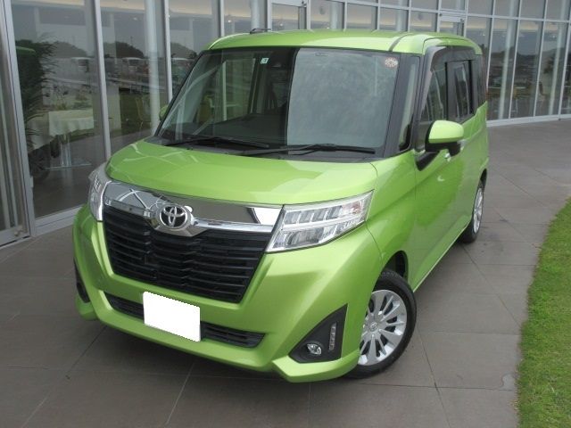 TOYOTA ROOMY 2017