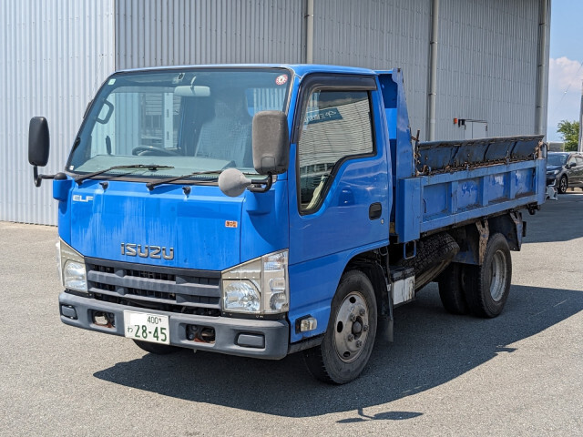 Isuzu ELF 2013