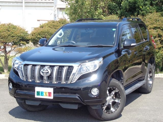 TOYOTA LANDCRUISER PRADO 2017