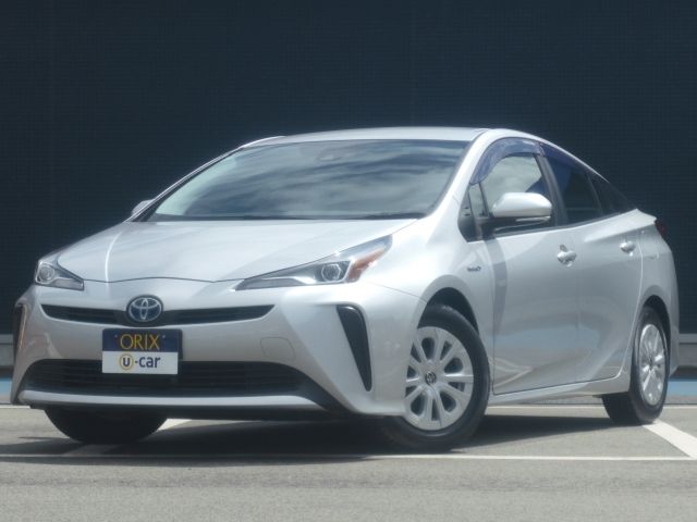 TOYOTA PRIUS 2019