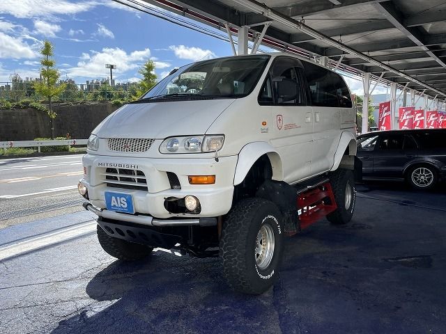 MITSUBISHI DELICA SPACE GEAR  4WD 1999