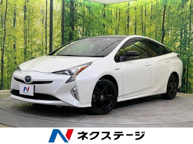 TOYOTA PRIUS 4WD 2018