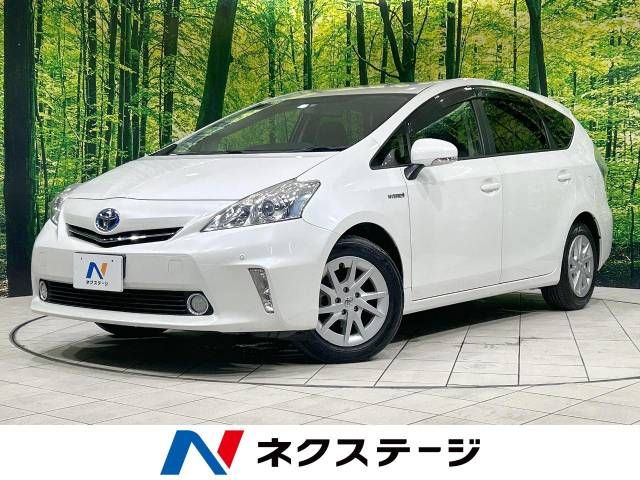 TOYOTA PRIUS ALPHA 2013