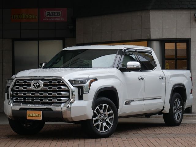 TOYOTA タンドラ　４ＷＤ 2022