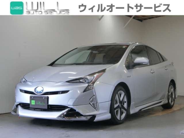 TOYOTA PRIUS 2016