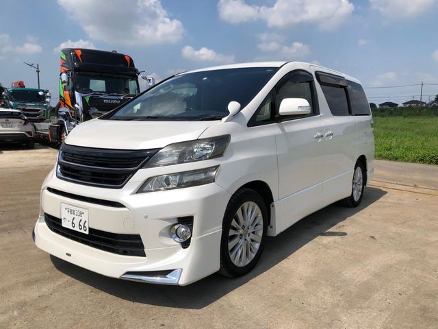 TOYOTA VELLFIRE 2012