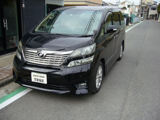 TOYOTA VELLFIRE 2010