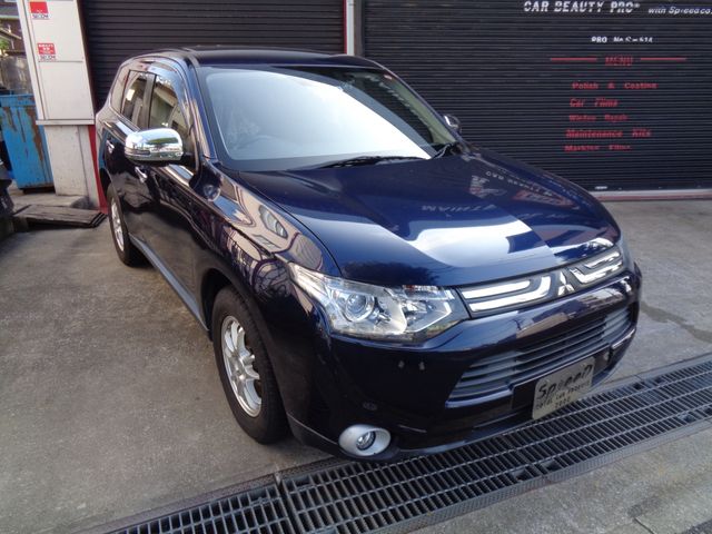 MITSUBISHI OUTLANDER 4WD 2013