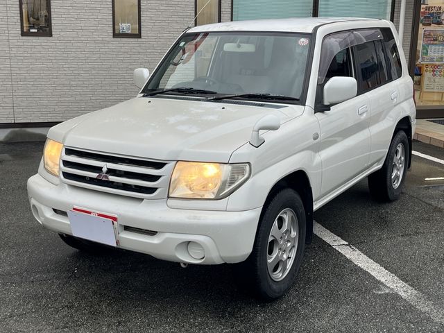 MITSUBISHI PAJERO io  4WD 2004