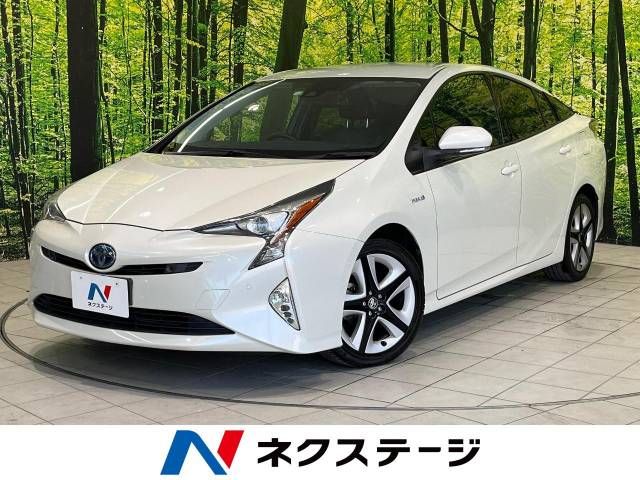 TOYOTA PRIUS 2018