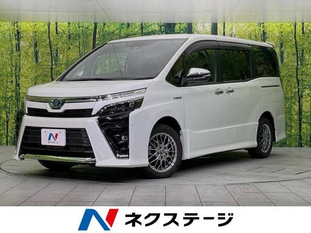 TOYOTA VOXY HYBRID 2018