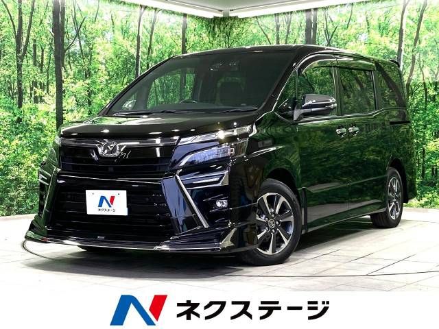 TOYOTA VOXY 2019