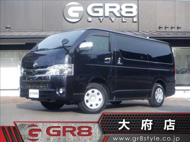 TOYOTA HIACE van 4WD 2019