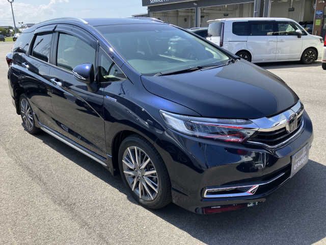 HONDA SHUTTLE HYBRID 2021