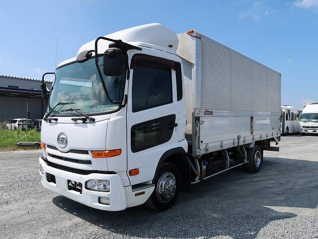 UD Trucks CONDOR 2012