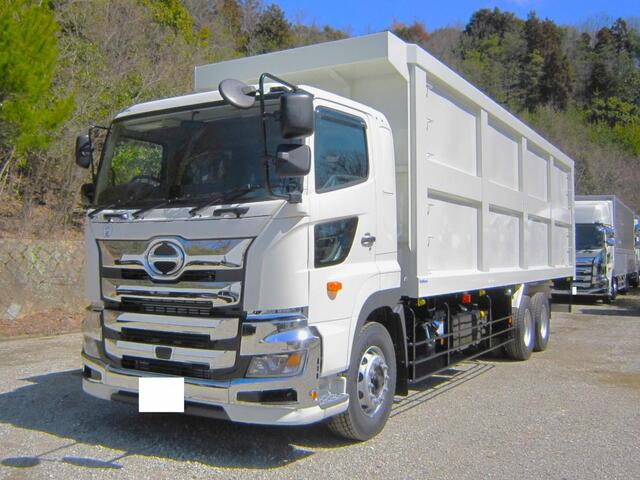 Hino PROFIA 2024