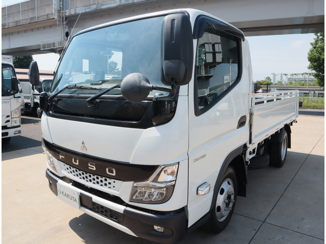 Mitsubishi CANTER 2022