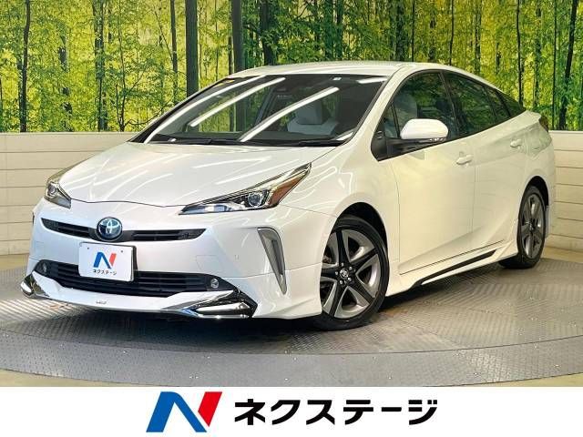 TOYOTA PRIUS 2021