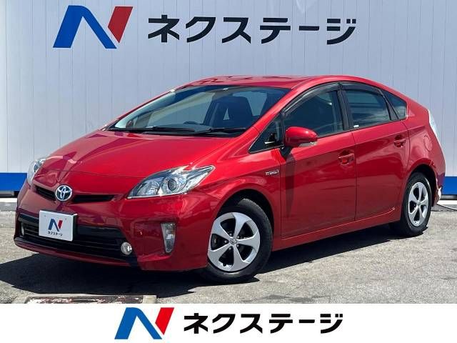 TOYOTA PRIUS 2014