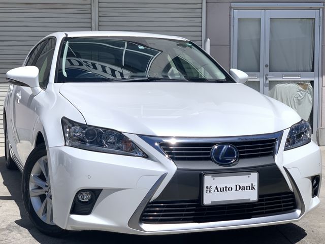 TOYOTA LEXUS CT200h 2014