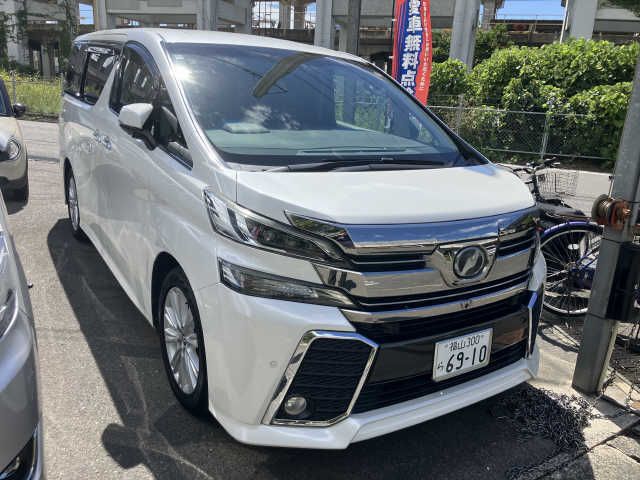 TOYOTA VELLFIRE 2016