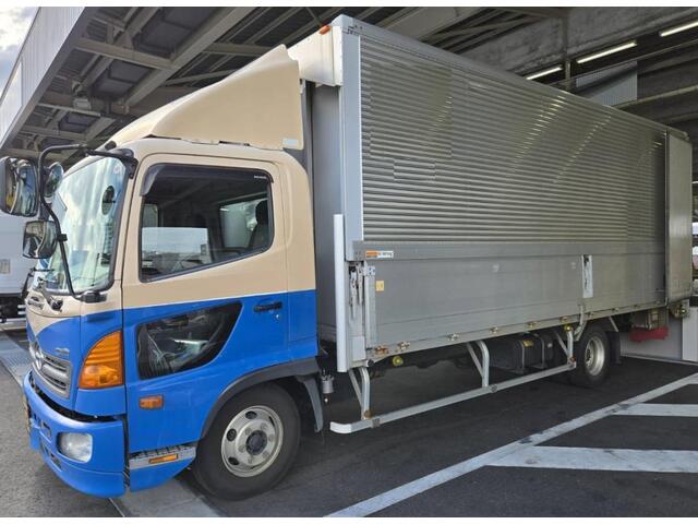 Hino RANGER 2013