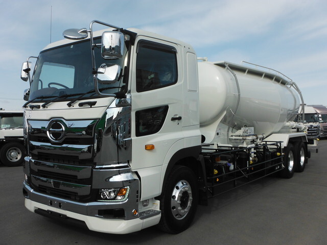 Hino PROFIA 2022