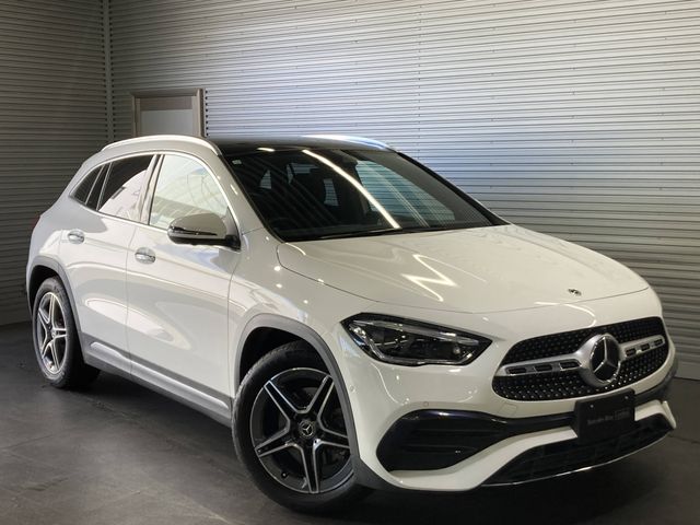 MERCEDES-BENZ GLA class 2020