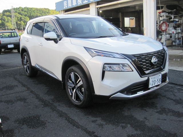 NISSAN X-TRAIL HYBRID 4WD 2023