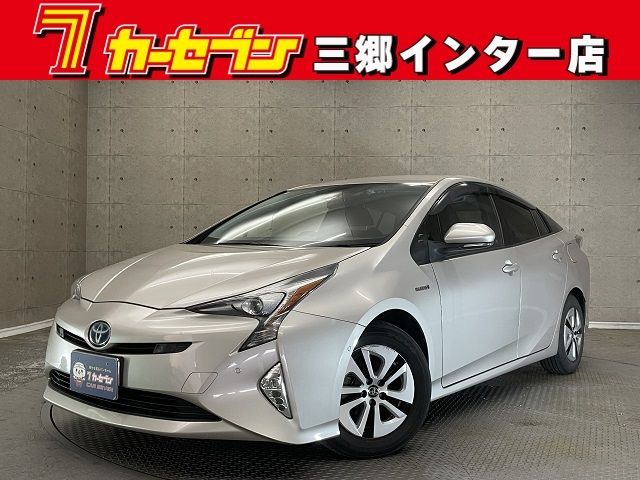 TOYOTA PRIUS 2016