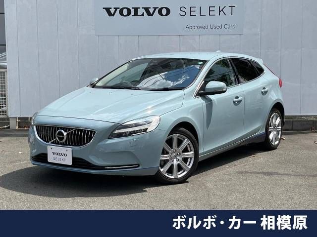 VOLVO V40 2017