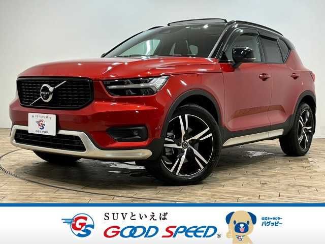 VOLVO XC40 2021