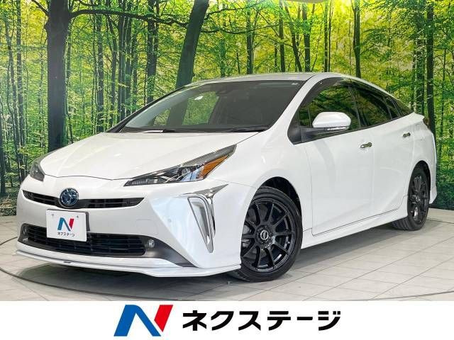 TOYOTA PRIUS 2021